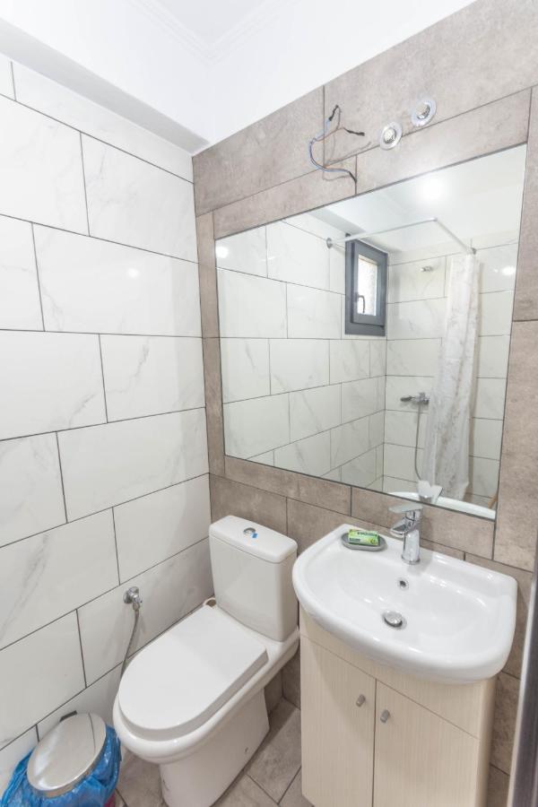 Dns Apartment Kavala Esterno foto