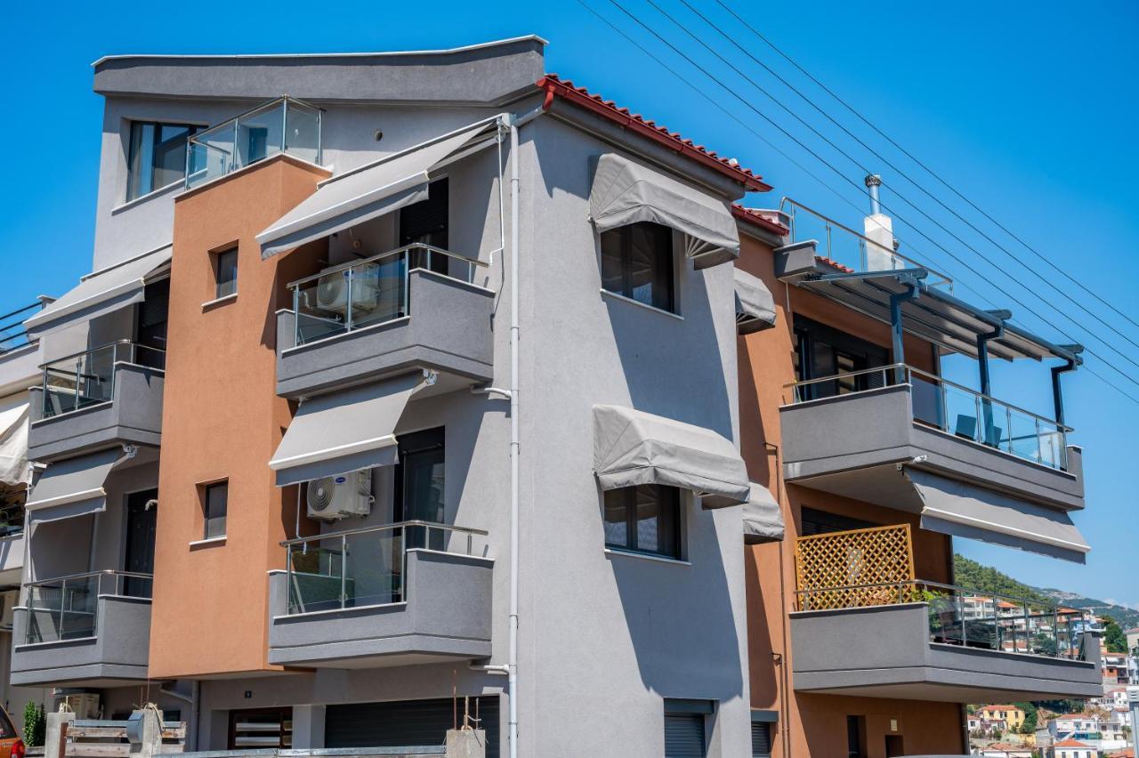 Dns Apartment Kavala Esterno foto