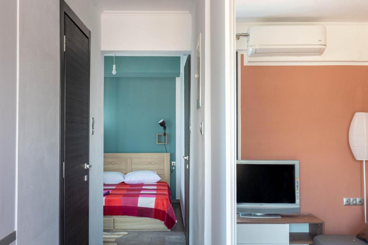 Dns Apartment Kavala Esterno foto