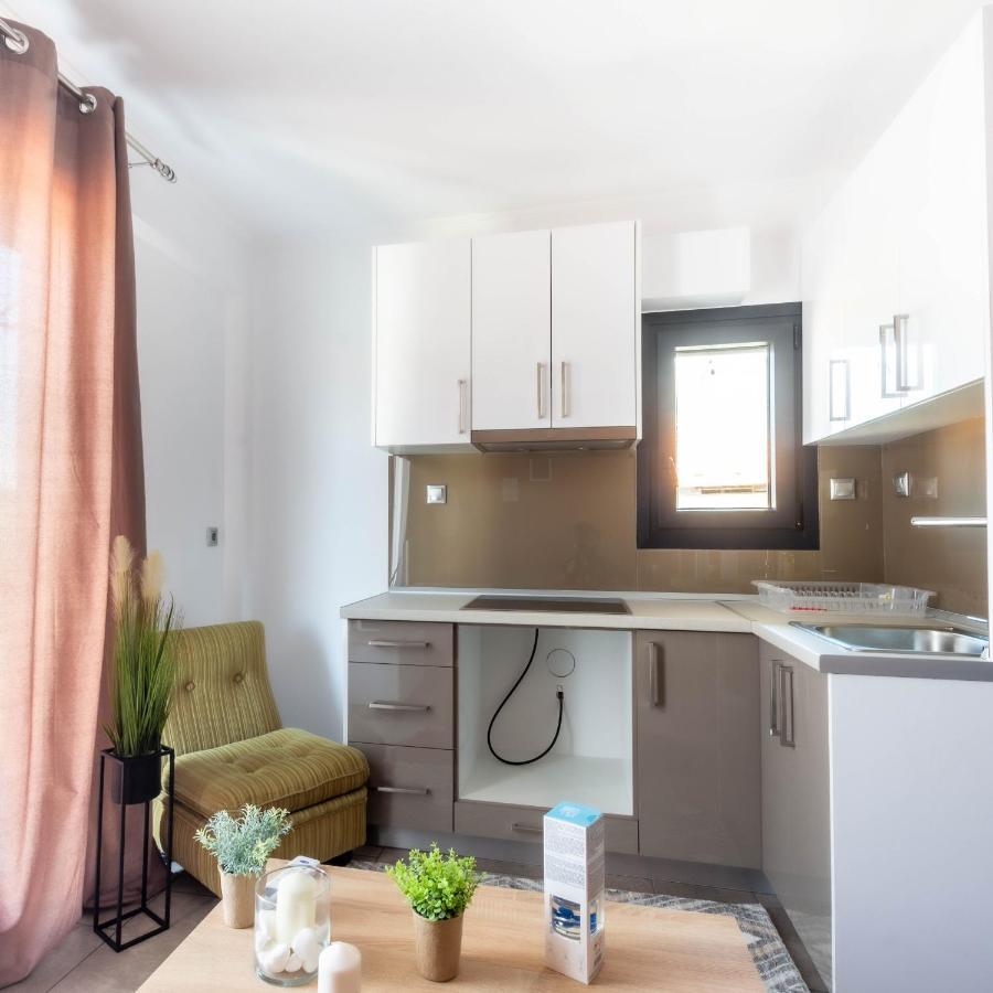 Dns Apartment Kavala Esterno foto