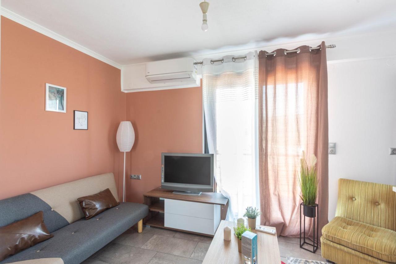 Dns Apartment Kavala Esterno foto