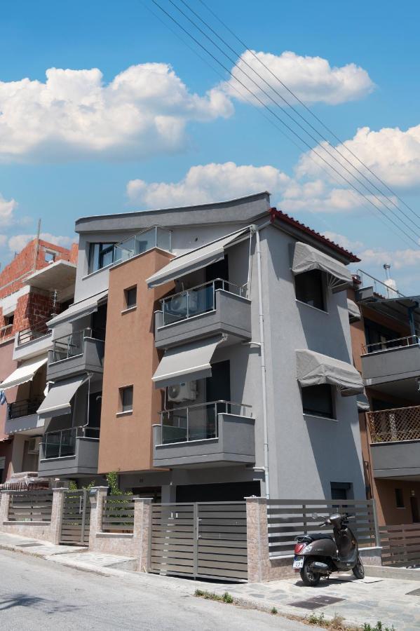 Dns Apartment Kavala Esterno foto